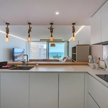 Excellent Two Bedroom * פואנגירולה