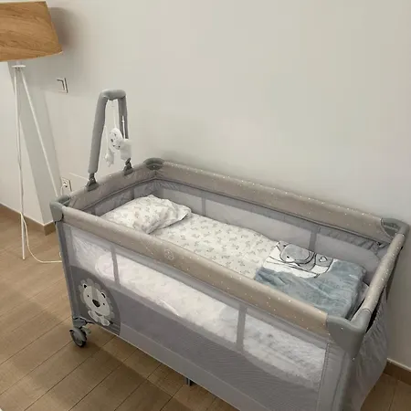 Excellent Two Bedroom Lägenhet *