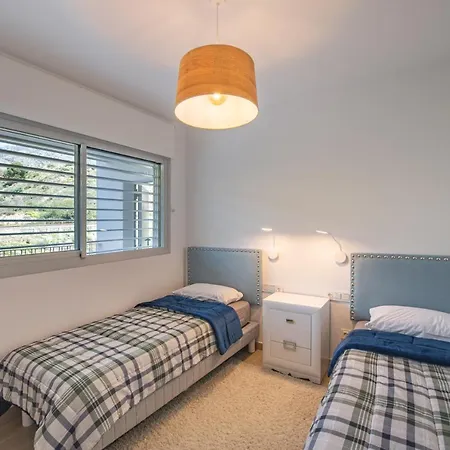 Excellent Two Bedroom *